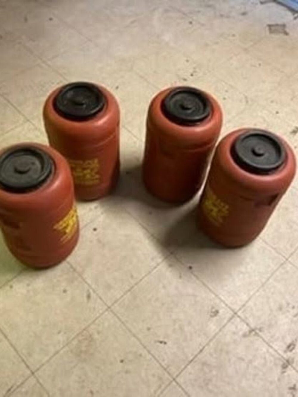 four food storage fuel storage gas containers jugs 2 piece caps 20 liters 5 gal